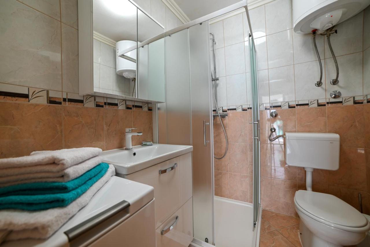 Apartmani Cesarica تروغير المظهر الخارجي الصورة