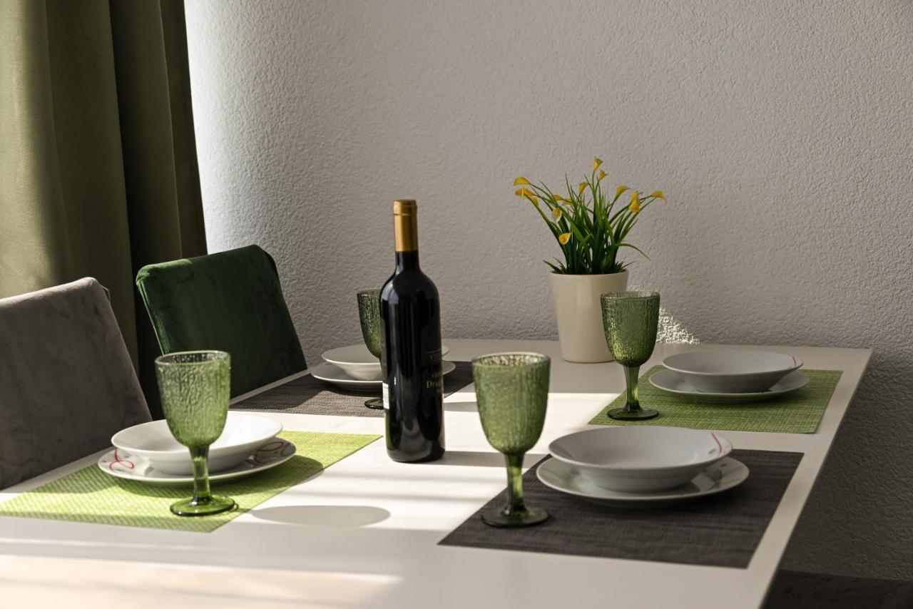 Apartmani Cesarica تروغير المظهر الخارجي الصورة