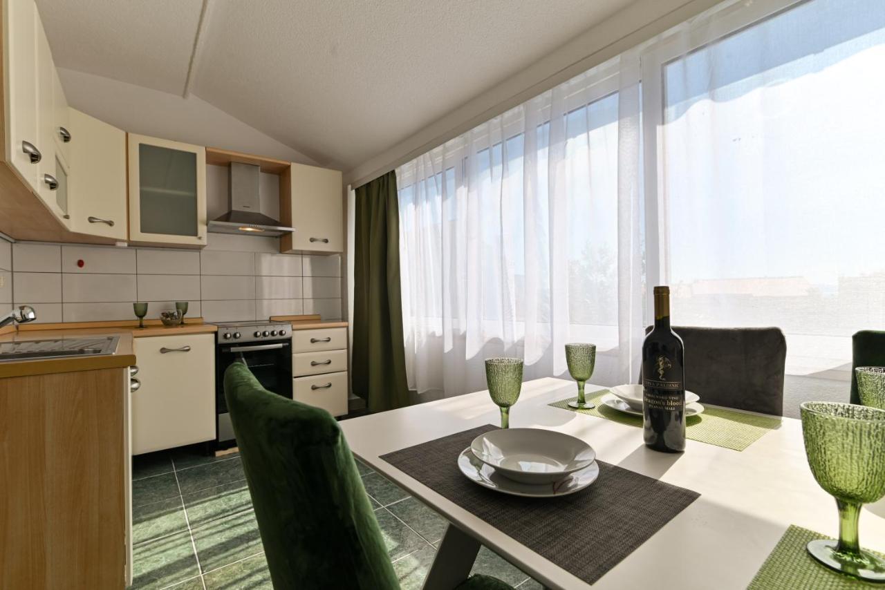 Apartmani Cesarica تروغير المظهر الخارجي الصورة