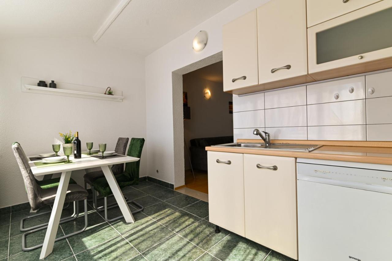 Apartmani Cesarica تروغير المظهر الخارجي الصورة